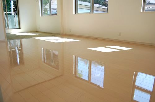 横浜市 磯子区 滝頭にてフロアコーティング・各種コーティングの施工です。